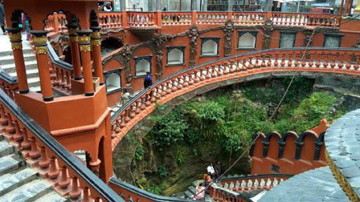 5 Templos Famosos para visitar en Pokhara para tener una Experiencia de otro Mundo