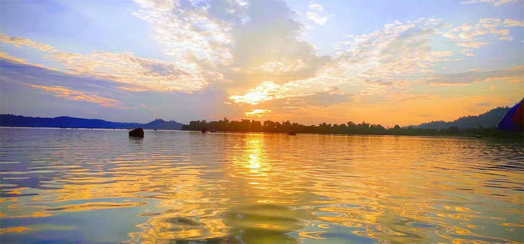  Dadra y Nagar Haveli y Daman y Diu