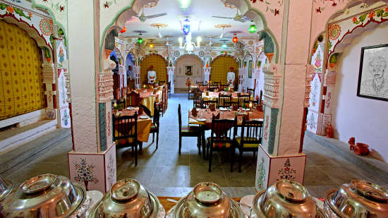 Vivaana Culture - Hotel de lujo del patrimonio en Mandawa
